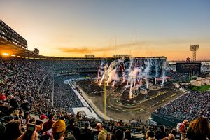 Broadcast plans firm for entire 2026 SMX championship